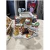 Image 2 : PARTYLITE GINGERBREAD VILLAGE AND GINERGBREAD HOUSE