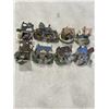 Image 1 : 8 VINTAGE CHRISTMAS MINIATURE BUILDINGS
