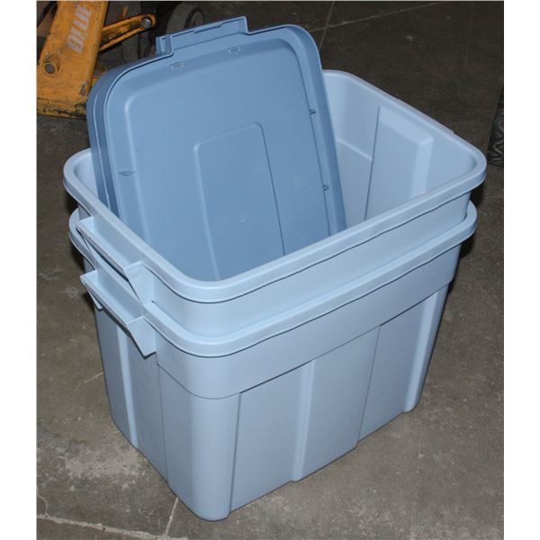 LOT OF 2 TOTES APPROXIMATELY 13"X 20" WITH LIDS