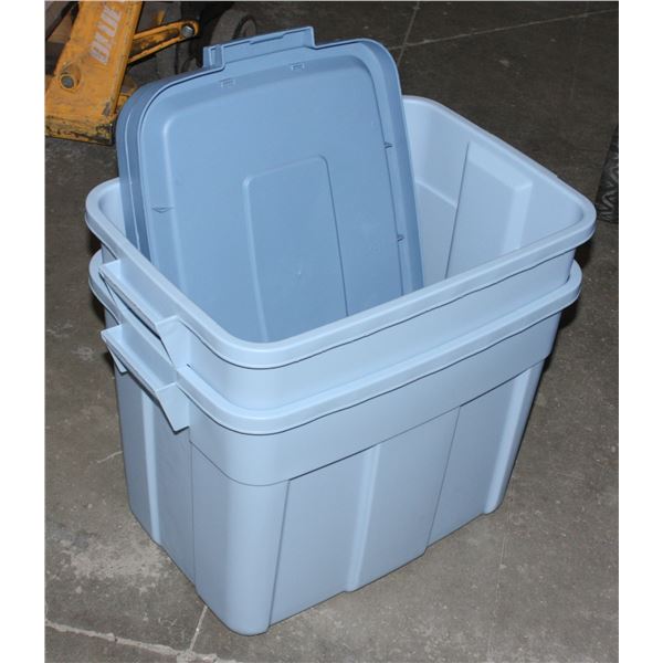 LOT OF 2 TOTES APPROXIMATELY 13"X 20" WITH LIDS