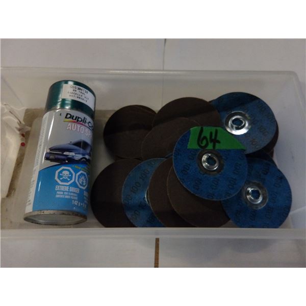 BOX C/W SPRAY PAINT & ASSORTED SANDING DISCS