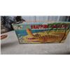 Image 2 : Vintage S&E Snapping Alligator S-1843 Tinplate Wind-Up Toy, Made in Japan, with Box, 12”, Working