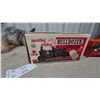 Image 13 : Marx Sparkling Climbing Bulldozer Tractor Tin Litho Caterpillar Diesel Toy with Original Box