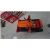 Image 8 : Marx Sparkling Climbing Bulldozer Tractor Tin Litho Caterpillar Diesel Toy with Original Box