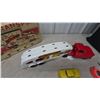 Image 13 : Marx Lumar Cross Country Auto Transport Truck, Pressed Metal, with 4 Plastic Cars and Original Box