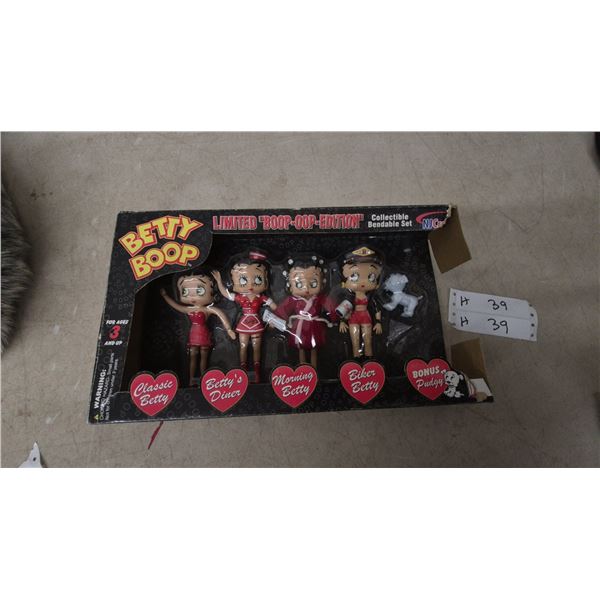 Betty Boop Limited "Boop-Oop-a-Doop" Edition Collectible Bendable Set by NJ Croce, 2004