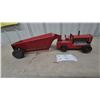 Image 1 : Vintage 1950s Structo Earth Mover Pressed Steel Toy Tractor and Scraper Set 23.6”
