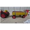 Image 4 : Kovap Zetor 25A Wind-Up Tin-Litho Tractor and Trailer Set with Original Box and Key, 12”