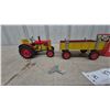 Image 6 : Kovap Zetor 25A Wind-Up Tin-Litho Tractor and Trailer Set with Original Box and Key, 12”