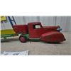 Image 2 : Vintage Wyandotte Pressed Steel Streamline Truck with Ladder Trailer, Red, Green and Yellow, 23”