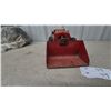 Image 2 : Vintage Nylint International Harvester Payloader Pressed Steel Toy Wheel Loader, Red, 17” 1950s