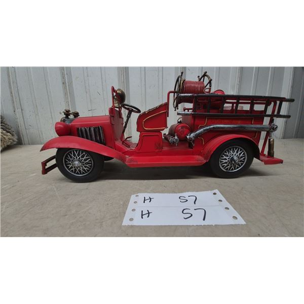 Vintage-Style Red Metal “Tucumcari Fire” Antique Fire Truck Model with Hose Reel and Ladder, 14”