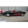 Image 2 : 1957 Ford Thunderbird Hardtop and 1957 Chevrolet Corvette C1 Convertible Die-Cast Model Cars 1/24
