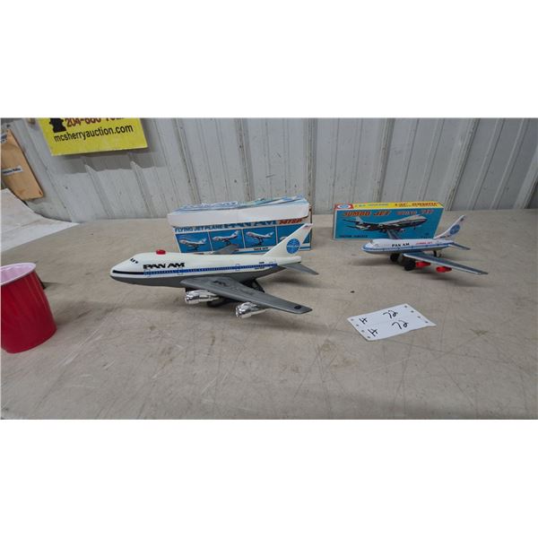 Pan Am Boeing 747SP Battery-Operated Flying Jet Plane and Boeing 747 Friction Jumbo Jet with Boxes