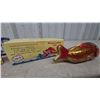 Image 4 : Vintage Tin Wind-Up Toys, Whale Eating Fish, Sea Cat Felix Speedboat and Duck