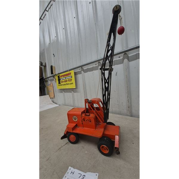 Vintage Doepke Model Toys Unitmobile Pressed Steel Toy Crane with Red Wrecking Ball, 1950s-1960s