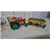 Image 6 : Kovap Czechoslovakia Zetor Tin Wind-Up Tractor and Trailer Set with Original Box 12”