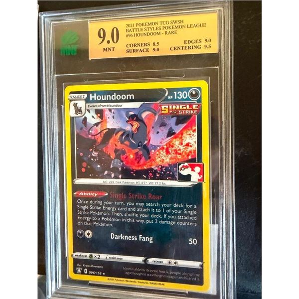 COLLECTIBLE POKEMON CARD