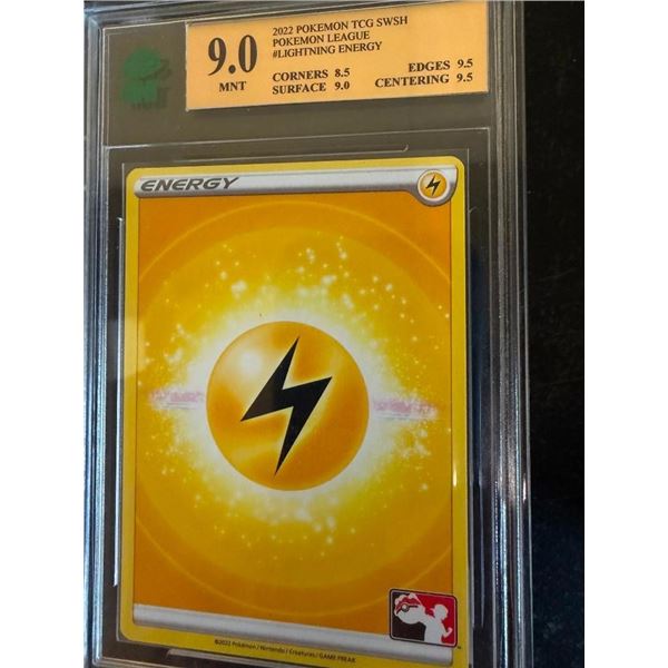 COLLECTIBLE POKEMON CARD