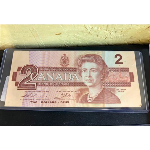 1986 CANADIAN 2 DOLLAR BILL