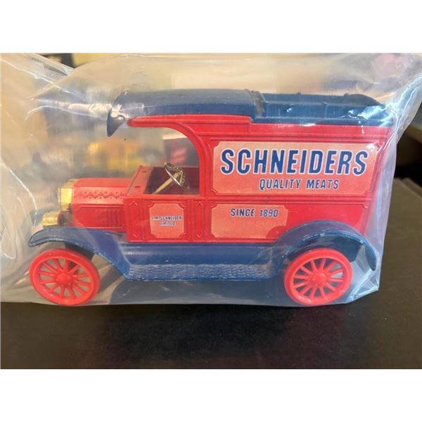 COLLECTIBLE DICAST CAR