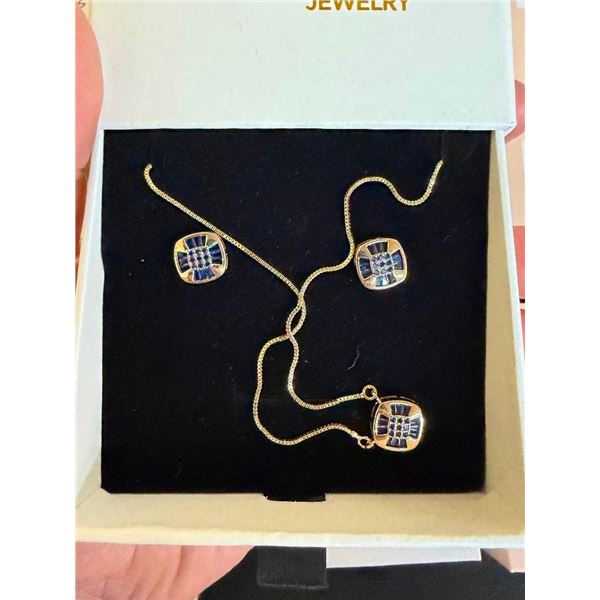 WOMENS EARRINGS AND NECKLACE KIT