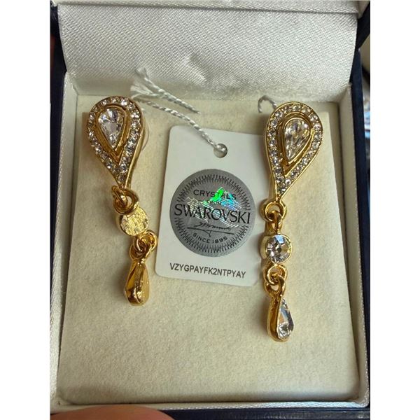 SET OF CRYSTAL DESIGNER EARRINGS