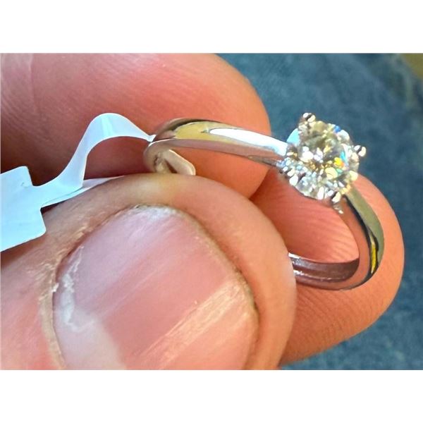 STERLING SILVER MOISSANITE SIZE 5 RING - SEE PICTURE FOR FURTHER INFO
