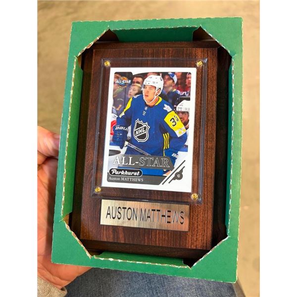 COLLECTIBLE AUSTON MATTHEWS HOCKEY CARD PLAQUE