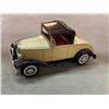 Image 1 : COLLECTIBLE DISPLAY CAR