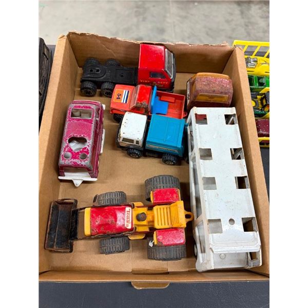 6 COLLECTIBLE TRUCKS - COUPLE GOOD ONES IN THERE