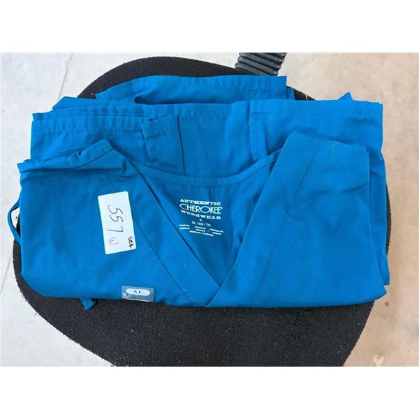 WOMENS SIZE XL SCRUB SET