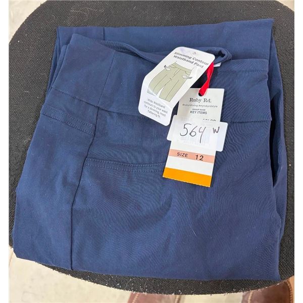 PAIR OF WOMENS SIZE 12 PANTS