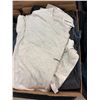 Image 1 : BOX LOT OF WOMENS SIZE 2XL ASSORTED T-SHIRTS