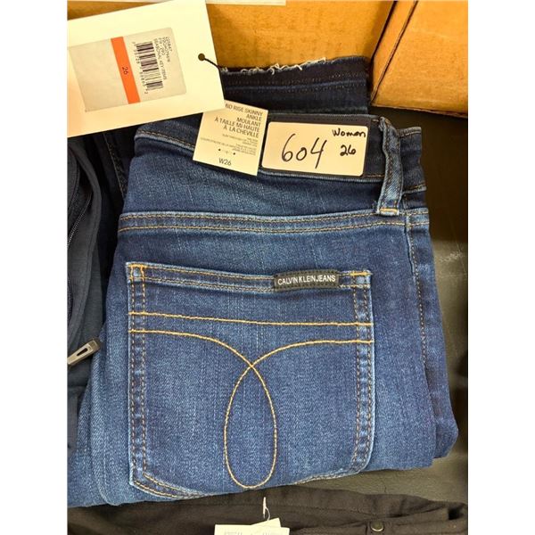 PAIR OF WOMENS SIZE 26 KELVIN KLEIN JEANS