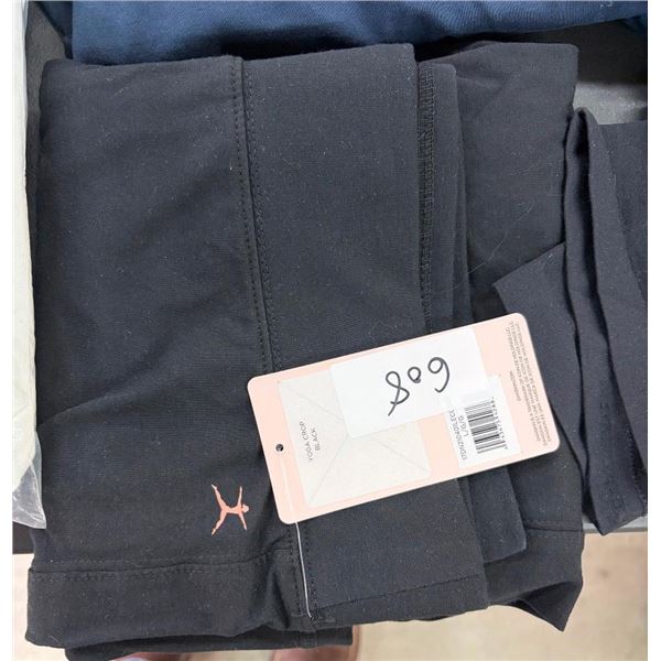PAIR OF WOMENS SIZE LARGE DANSKIN LEGGINGS