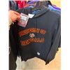 Image 1 : SIZE MEDIUM SPORTS TEAM SWEATER
