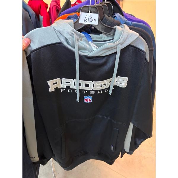 SIZE MEDIUM SPORTS TEAM SWEATER