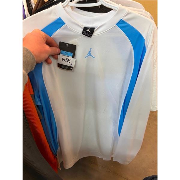 SIZE MEDIUM MICHAEL JORDAN LONG SLEEVE SHIRT