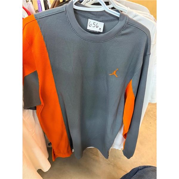SIZE MEDIUM MICHAEL JORDAN LONG SLEEVE SHIRT