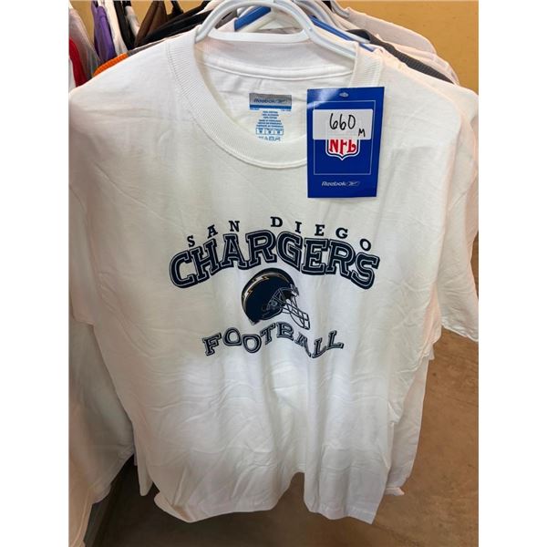 SIZE MEDIUM SPORTS TEAM T-SHIRTS