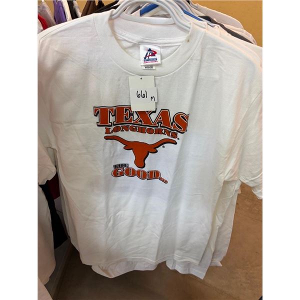 SIZE MEDIUM SPORTS TEAM T-SHIRTS