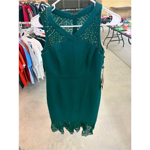 SIZE 6M WOMENS GREEN DRESS