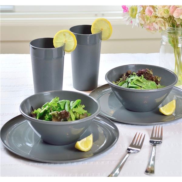 Brand New - Brand New – Youngever 18-Piece Plastic Dinnerware Set for 6 – Light Gr