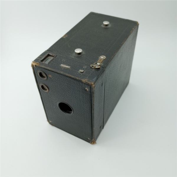 Vintage Eastman Kodak No 2A Brownie Camera Model B