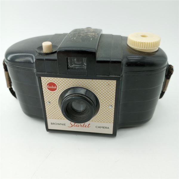 Vintage Brownie Starlet Camera