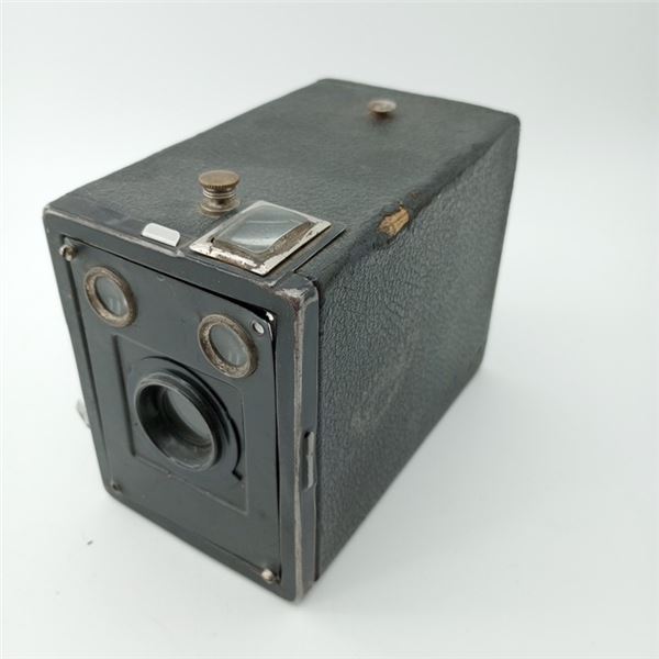 Vintage possibly Brownie type Camera