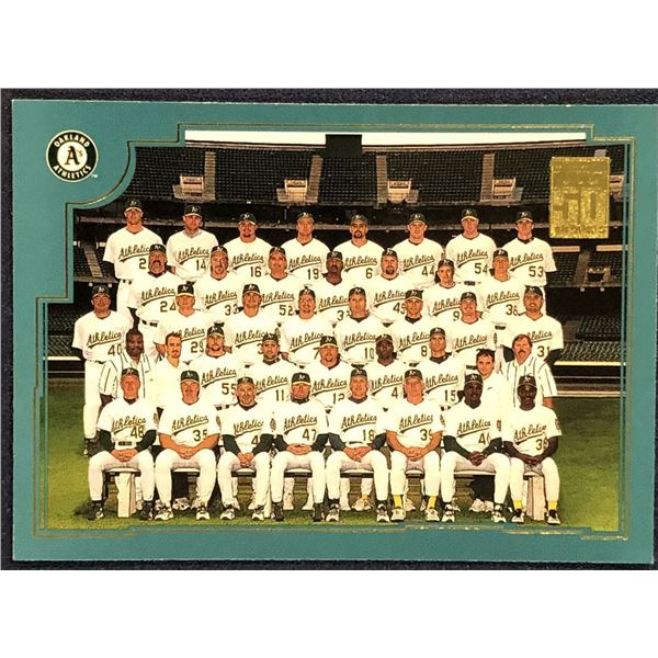 2001 TOPPS OAKLAND ATHLETICS