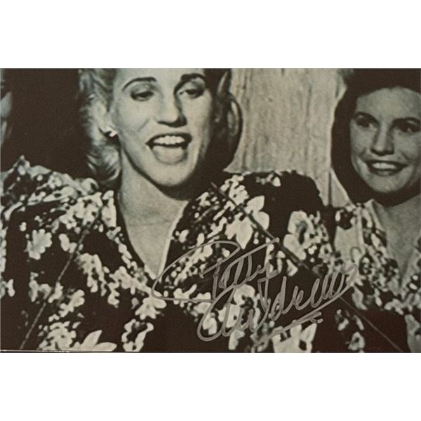 Hollywood Canteen Patty Andrews signed photo