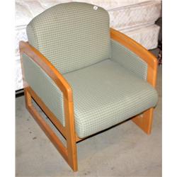 1 Green Cloth Chair